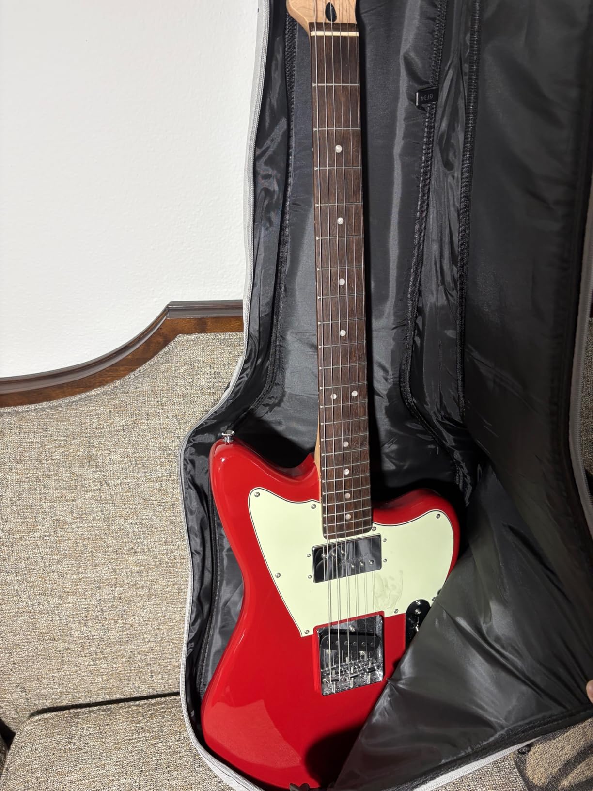 Wayfinder Standard Lightweight Electric Guitar Gig Bag (WF-GB-ELEC) customer photo 2