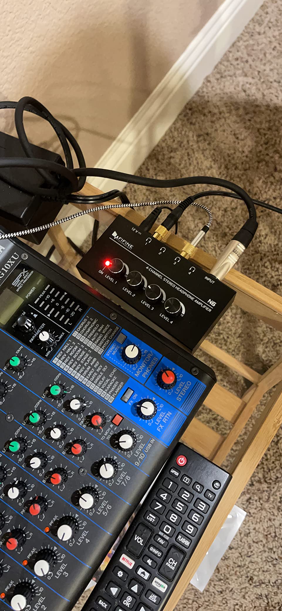 FIFINE N6 4 Channels Metal Stereo Headphone Amplifier for Audio Mixer customer photo 2