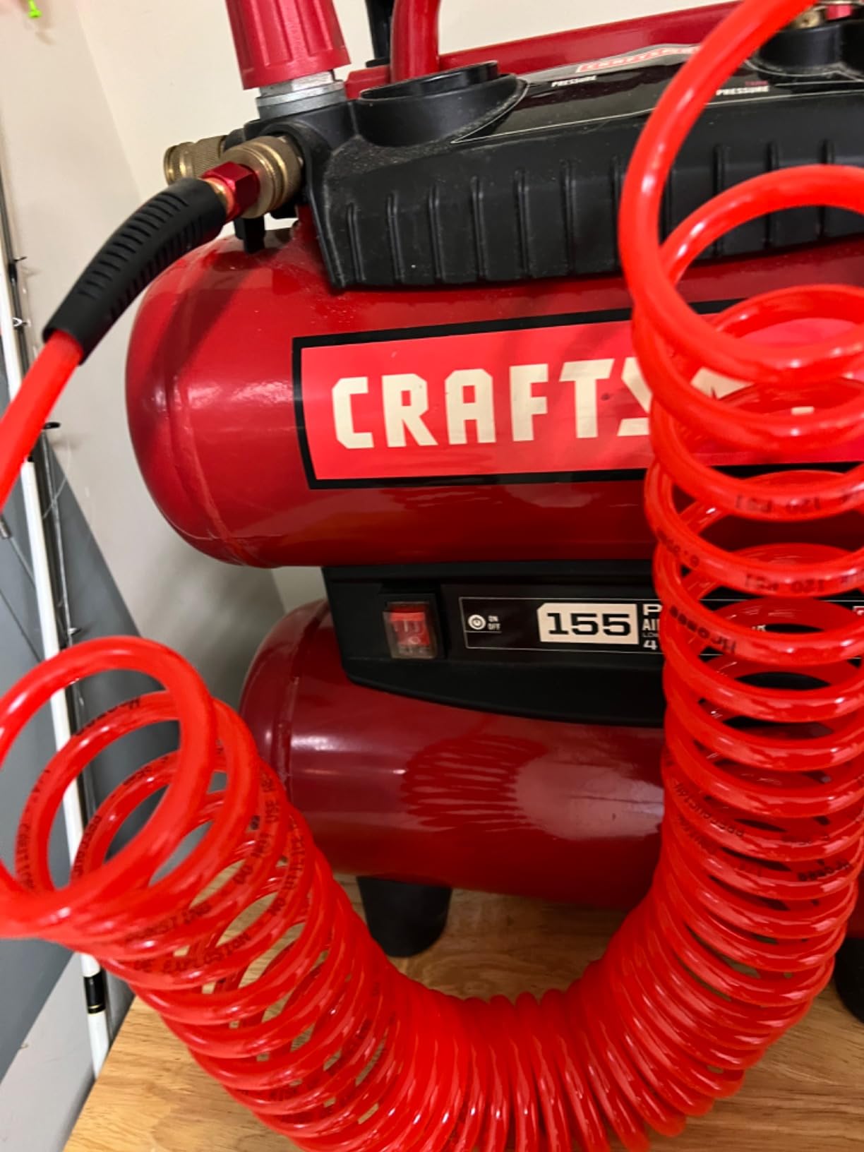 Hromee 1/4 in x 25 ft Polyurethane Recoil Air Hose with Bend Restrictors Compressor Hose with 1/4