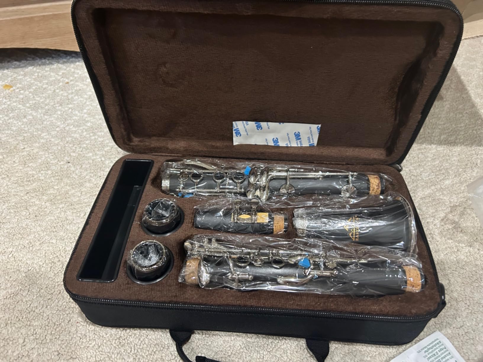 EASTROCK Bb Clarinet 17 Keys ABS Material Wide Range of Tones Particularly Beginner & Students-friendly with Using Tools and 2 Replaceable Barrels customer photo 2