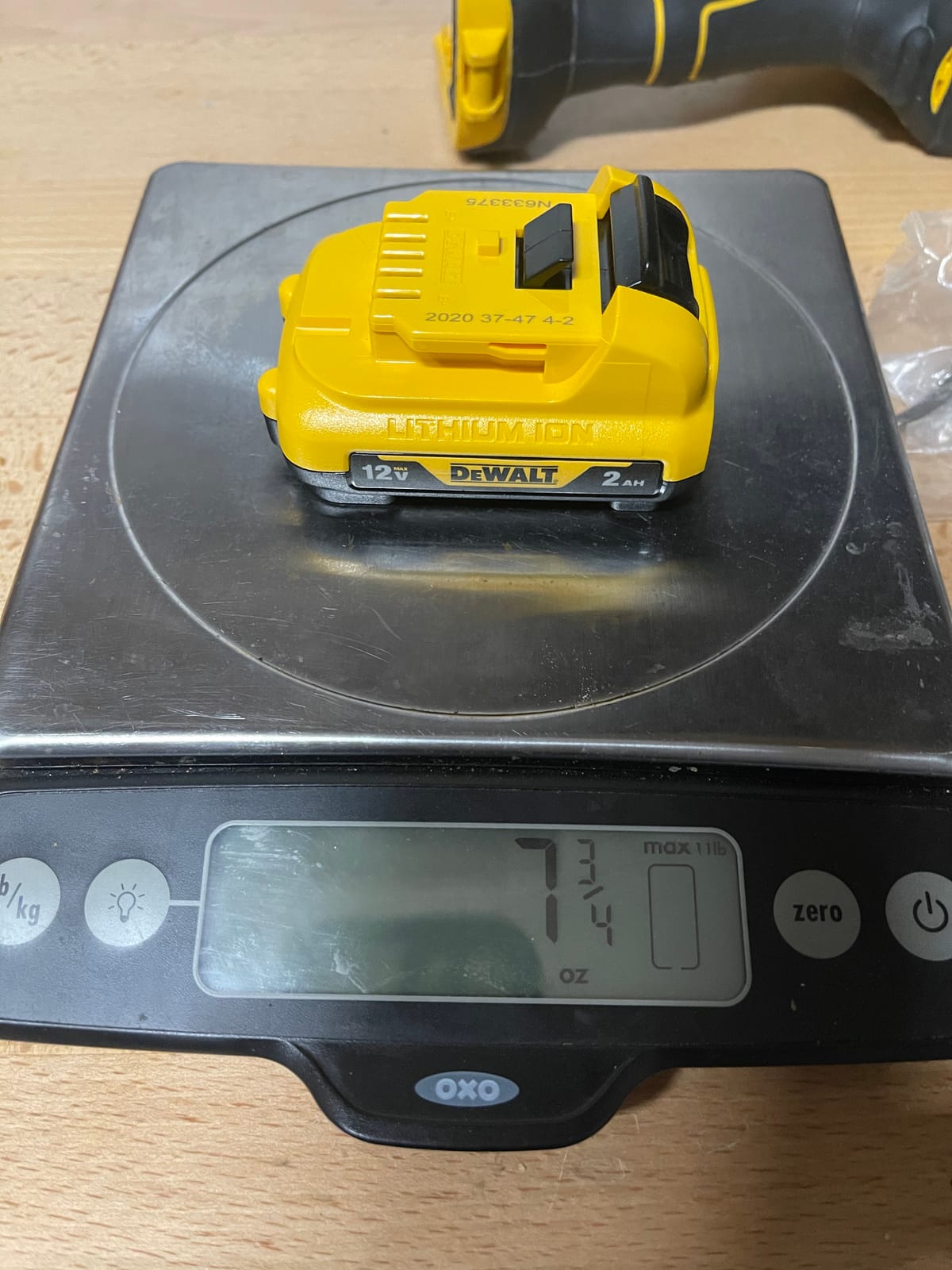 DEWALT XTREME 12V MAX* Impact Driver Kit, 1/4-Inch (DCF801F2) customer photo 2