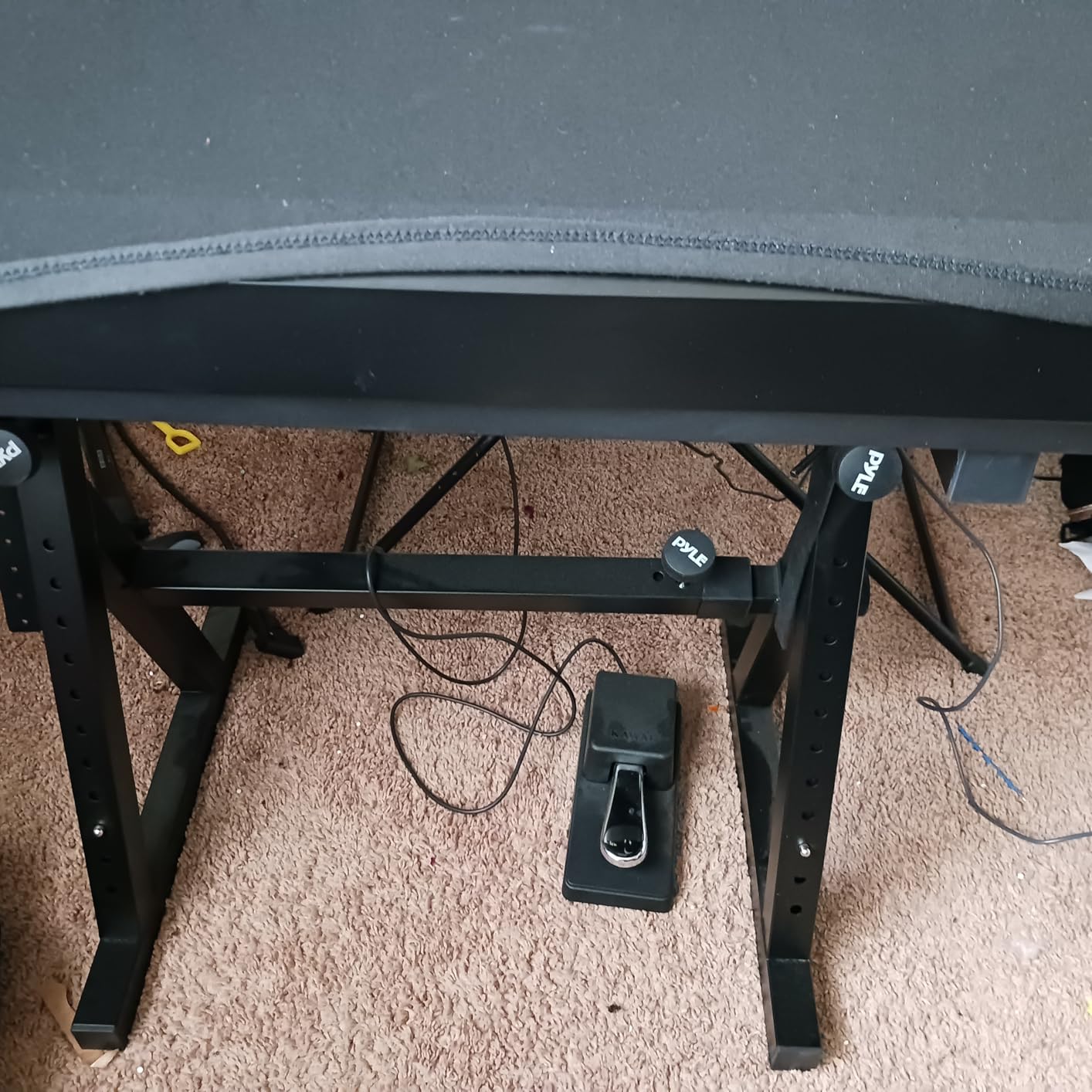Pyle Heavy Duty Folding Keyboard Stand - Sturdy Reinforced Z Design w/ Adjustable Width & Height, Foam Padded Arms, Digital Piano Stand, Fits 54-88 Key Electric Pianos & Used for Travel & Storage customer photo 2