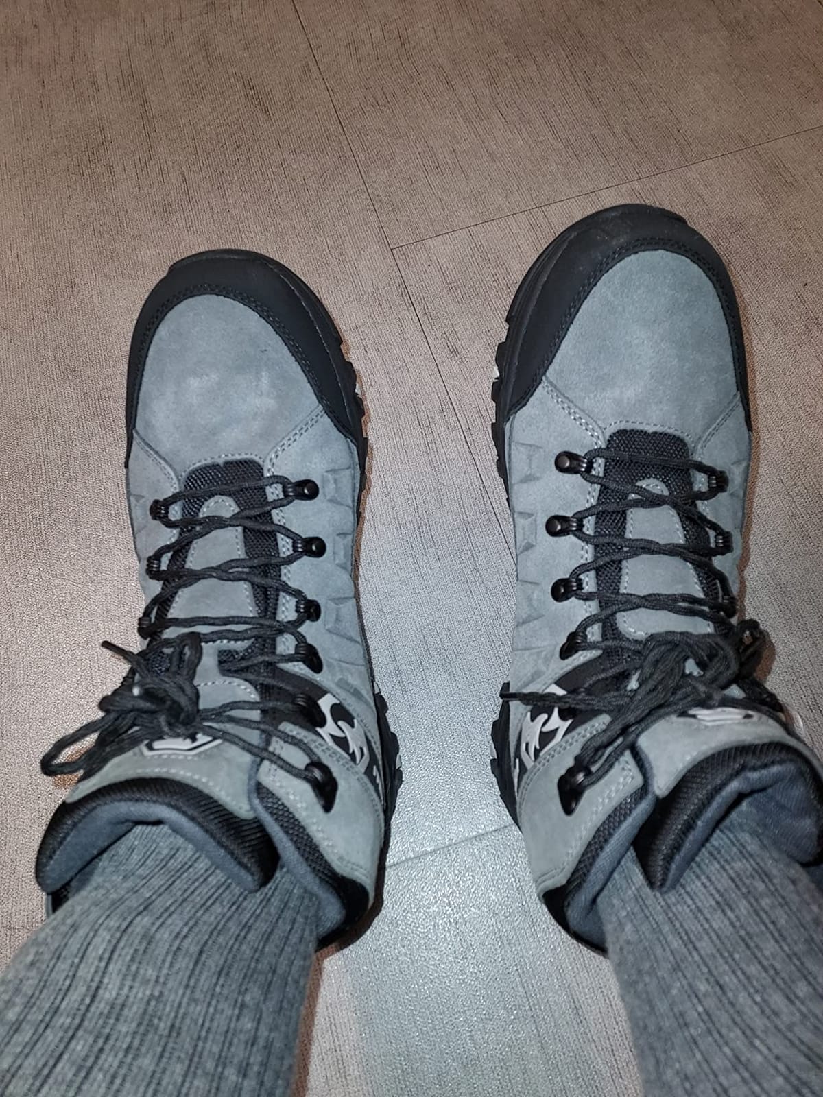 Foxelli Men’s Hiking Boots – Waterproof Breathable & Lightweight Suede Leather Hiking Boots for Men customer photo 2