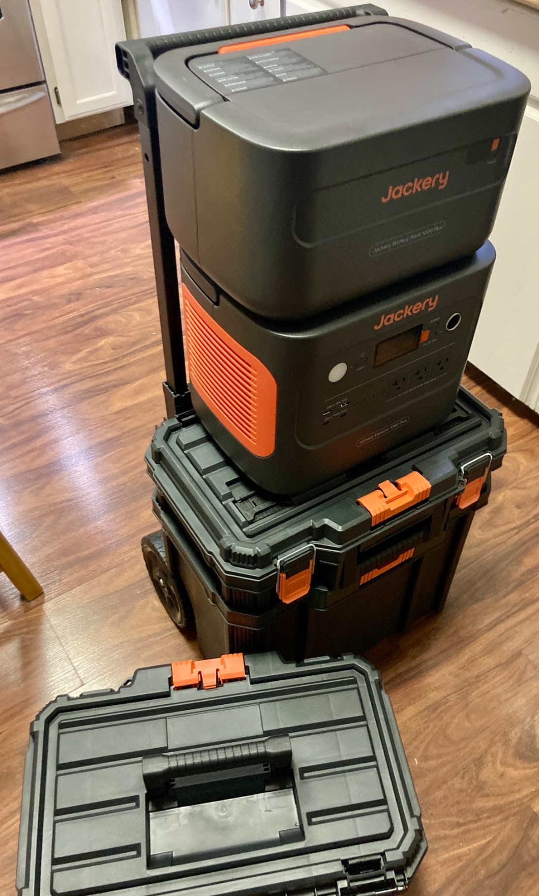 beyond by BLACK+DECKER BLACK+DECKER BDST60500APB Stackable Storage System - 3 Piece Set (Small, Deep Toolbox, and Rolling Tote) customer photo 2