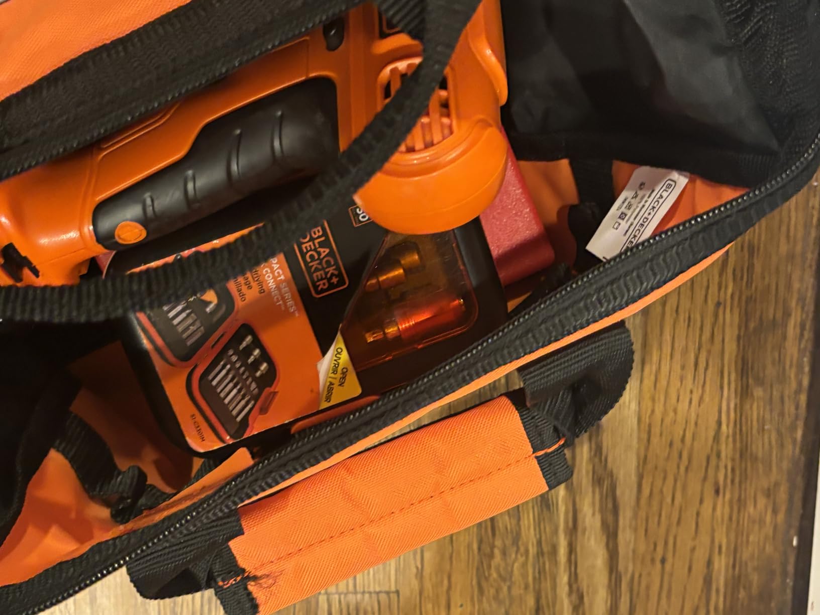 BLACK+DECKER Tool Bag, 12-inch (BDST500001APB) customer photo 2