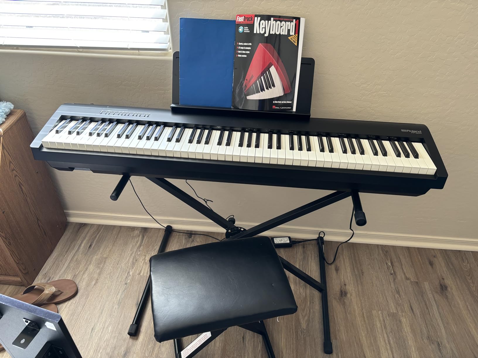 Roland FP-40 88-Key Digital Piano - Black customer photo 1