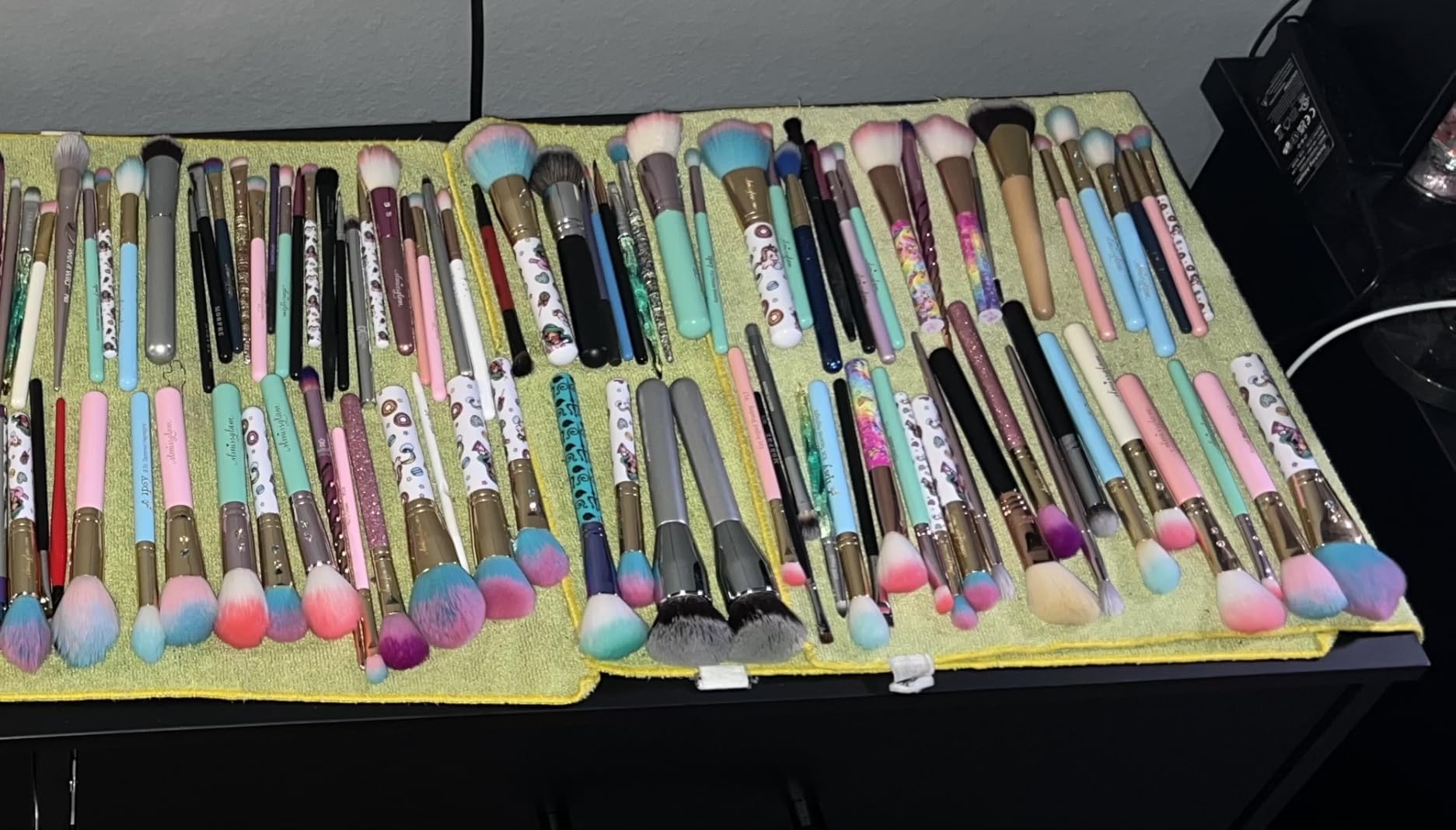 Clean-n-Fresh Makeup Brush Cleaner Set 2 Pack with Cleaning Mat 6.8 Fl Oz customer photo 2