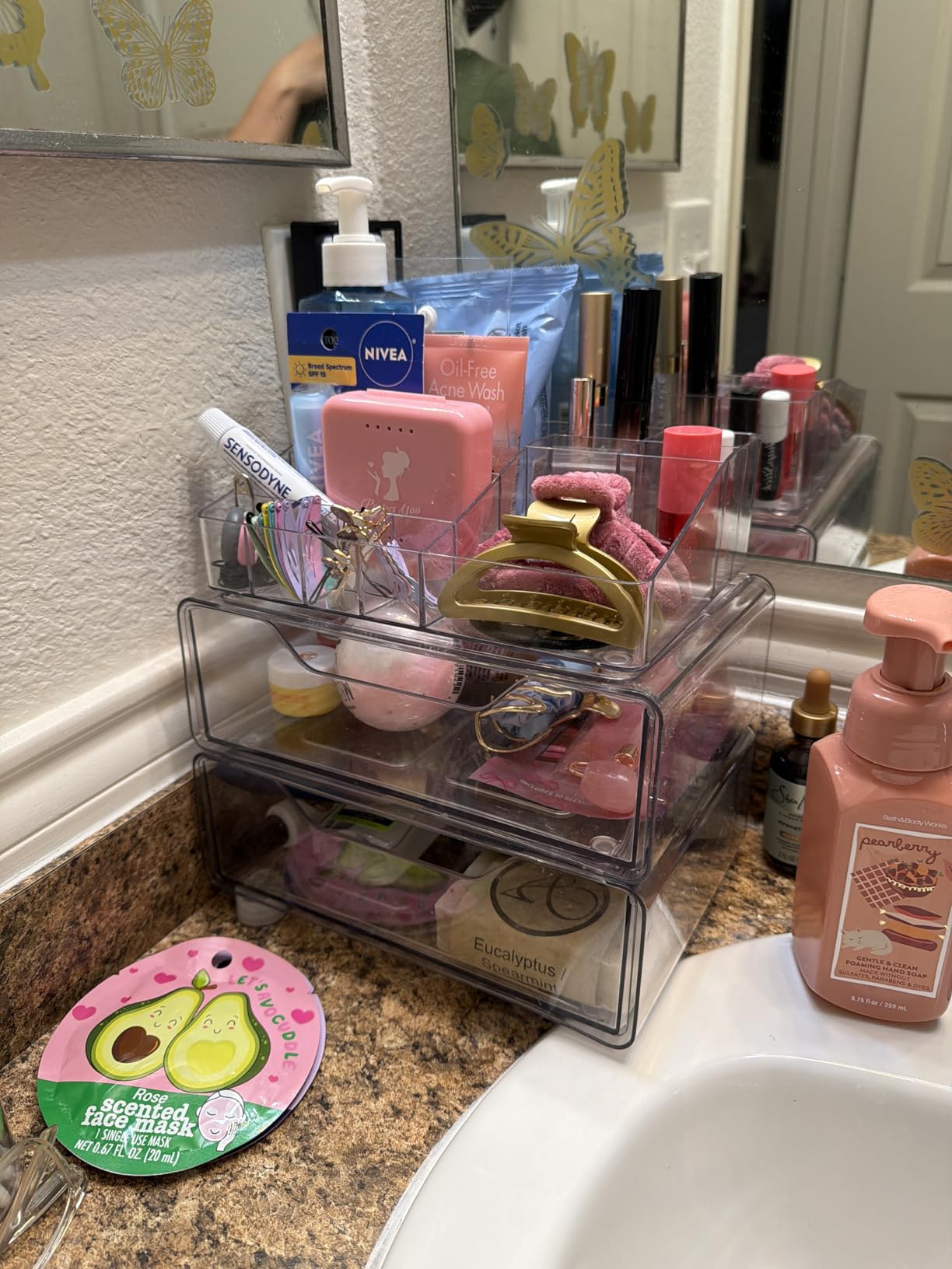 Masirs Clear Makeup Organizer with Mirror – 16-Compartment Cosmetic and Jewelry Holder, 4-Drawer Vanity Storage, Elegant Clear Design for Makeup and Accessories customer photo 2