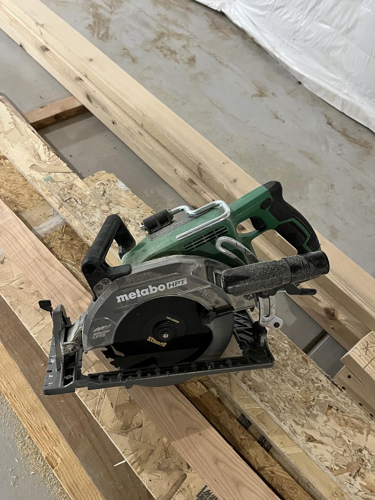 Metabo HPT 36V Rear Handle Circular Saw, Brushless, C3607DWA customer photo 1