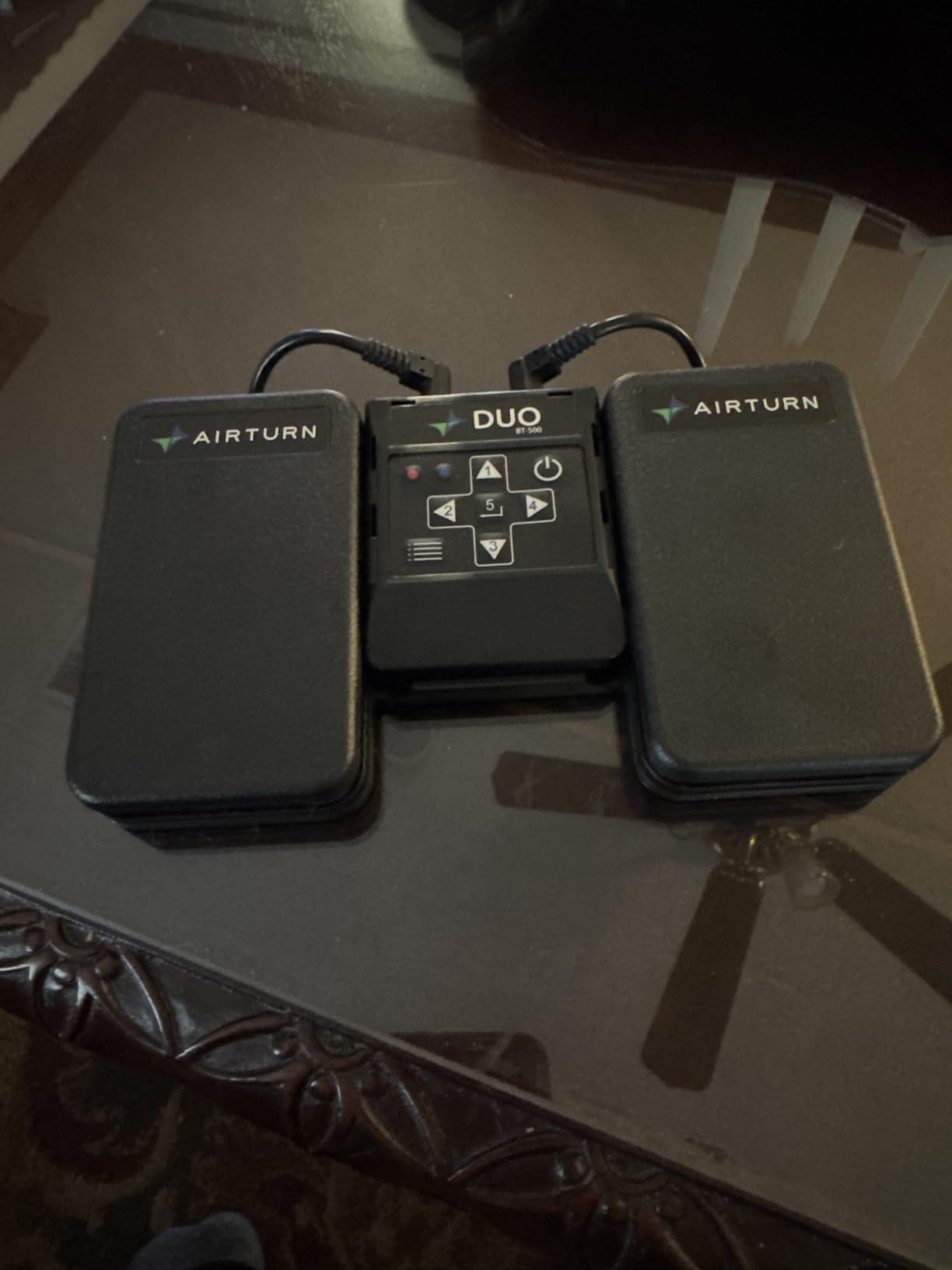 AirTurn DUO500 Silent Bluetooth Pedal Page Turner customer photo 2