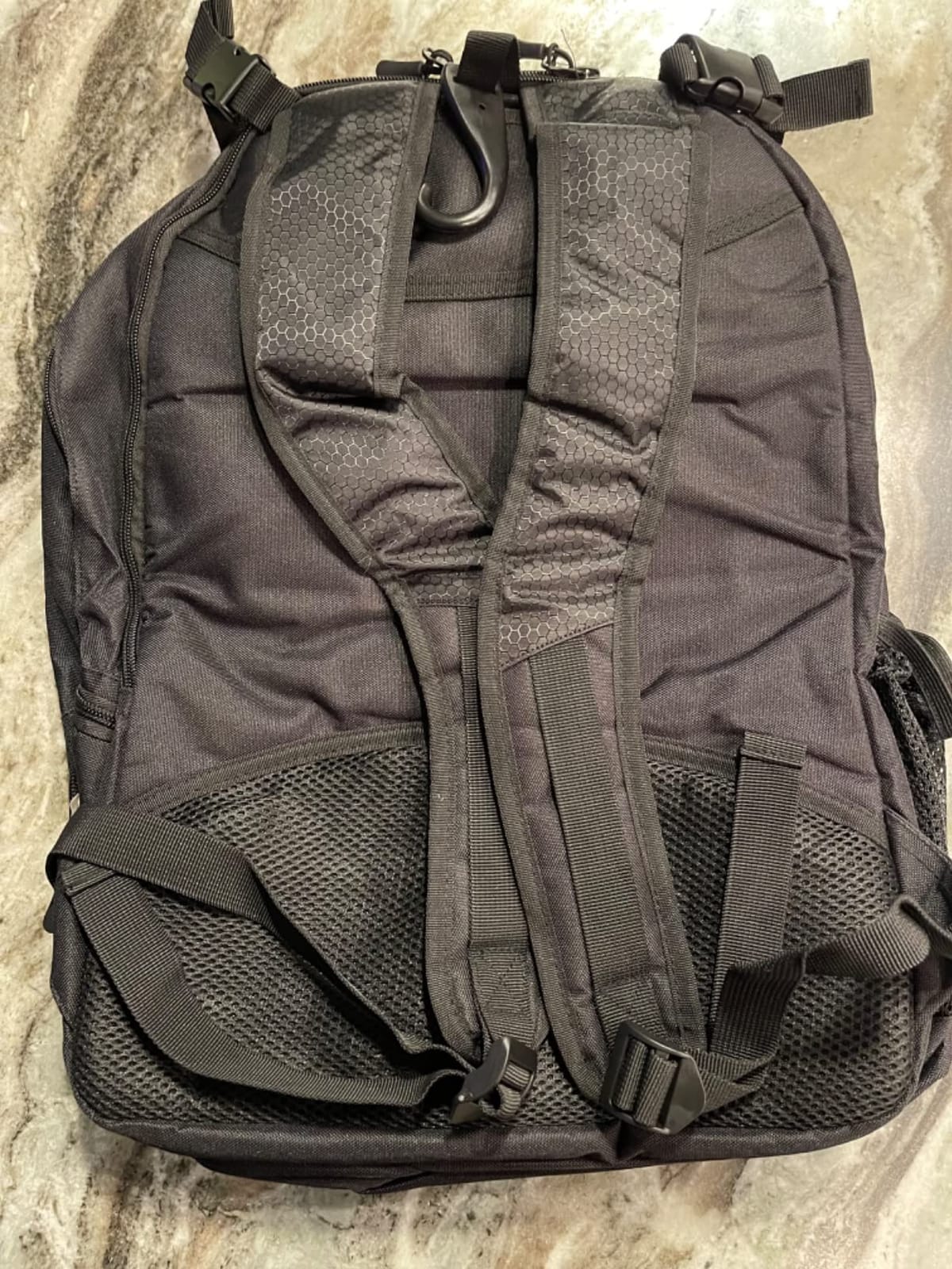 DSLEAF Tennis Backpack for 2 Rackets, Tennis Bag with Shoe Space customer photo 2