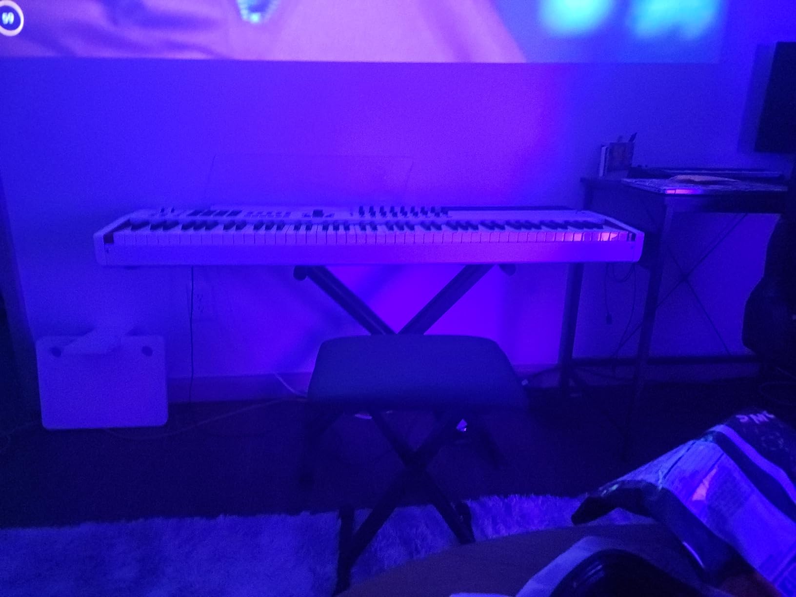 Keyboard Stand & Bench Set, Upgrade Heavy Duty Double-X Keyboard Stand, Adjustable & Portable Digital Piano Stand with Locking Straps customer photo 2