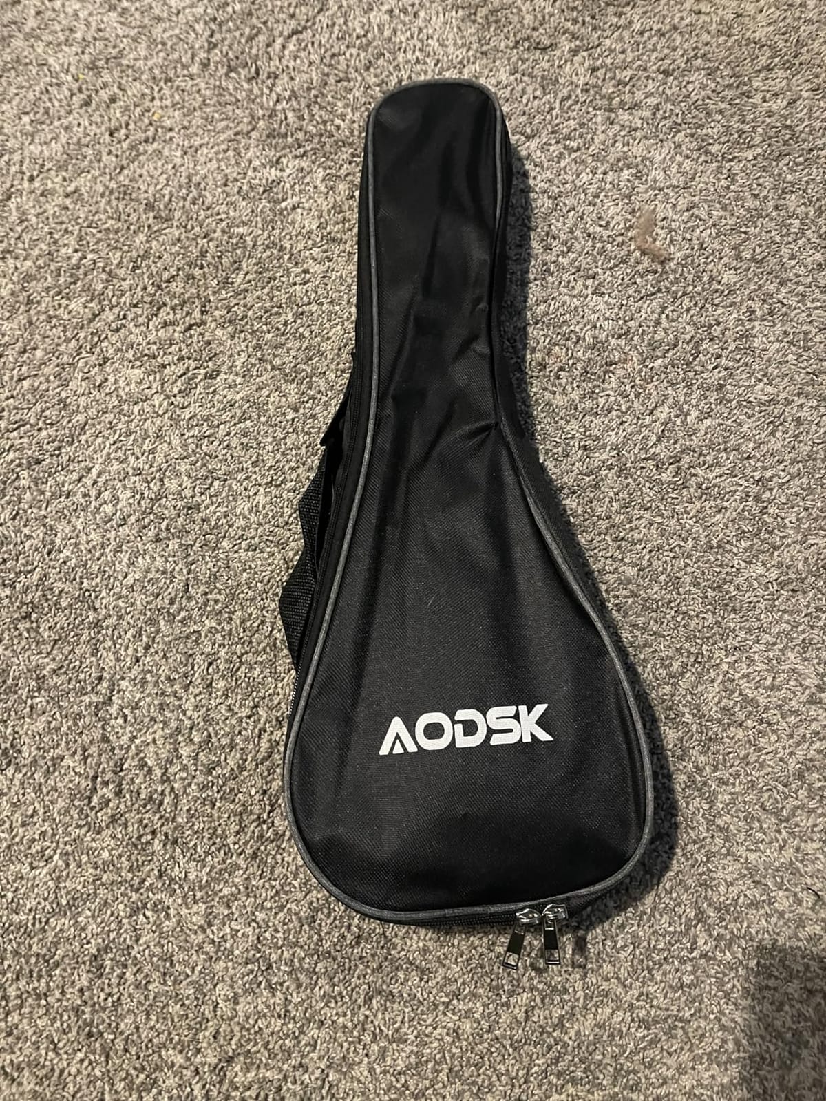 AODSK Concert Ukulele for Beginner 23 Inch Ukelele Kit with Gig Bag StrapTuner Nylon String 4 Picks Cloth Online Lesson Holiday Gift customer photo 2