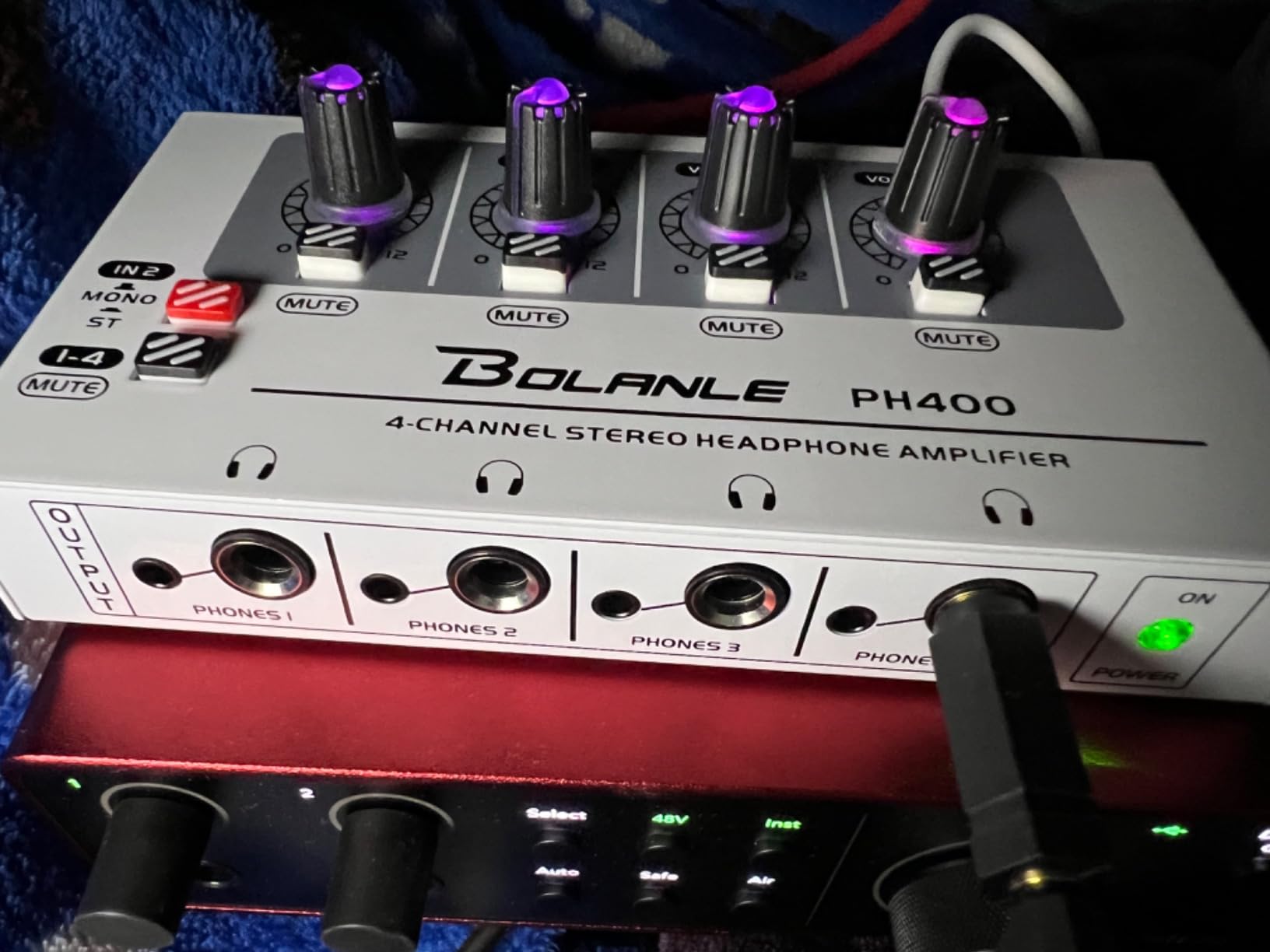 Bolanle PH400 4-Channel Headphone Amplifier 8-Output 3.5mm 6.35mm 250Ω customer photo 2