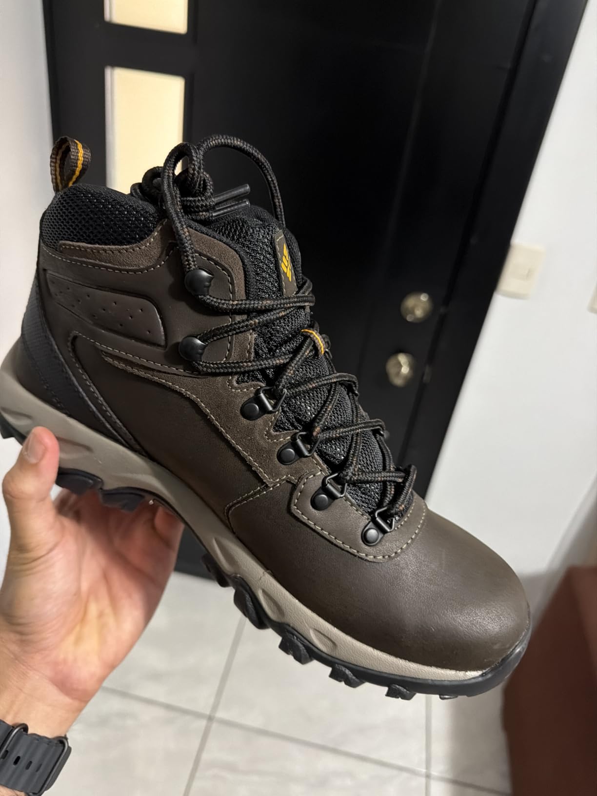 Columbia Men's Newton Ridge Plus II Waterproof customer photo 1