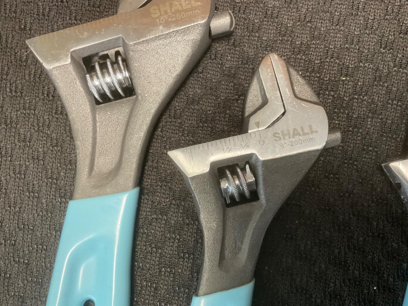 SHALL 3-Piece Adjustable Wrench Set, 10/8/6 Inch Cr-V Steel Wrench with Cushion Grip, Wide Jaw Black Oxide Wrench with Laser-etched SAE Scales for Home, Garage, Workshop and DIY, Dark Blue customer photo 1