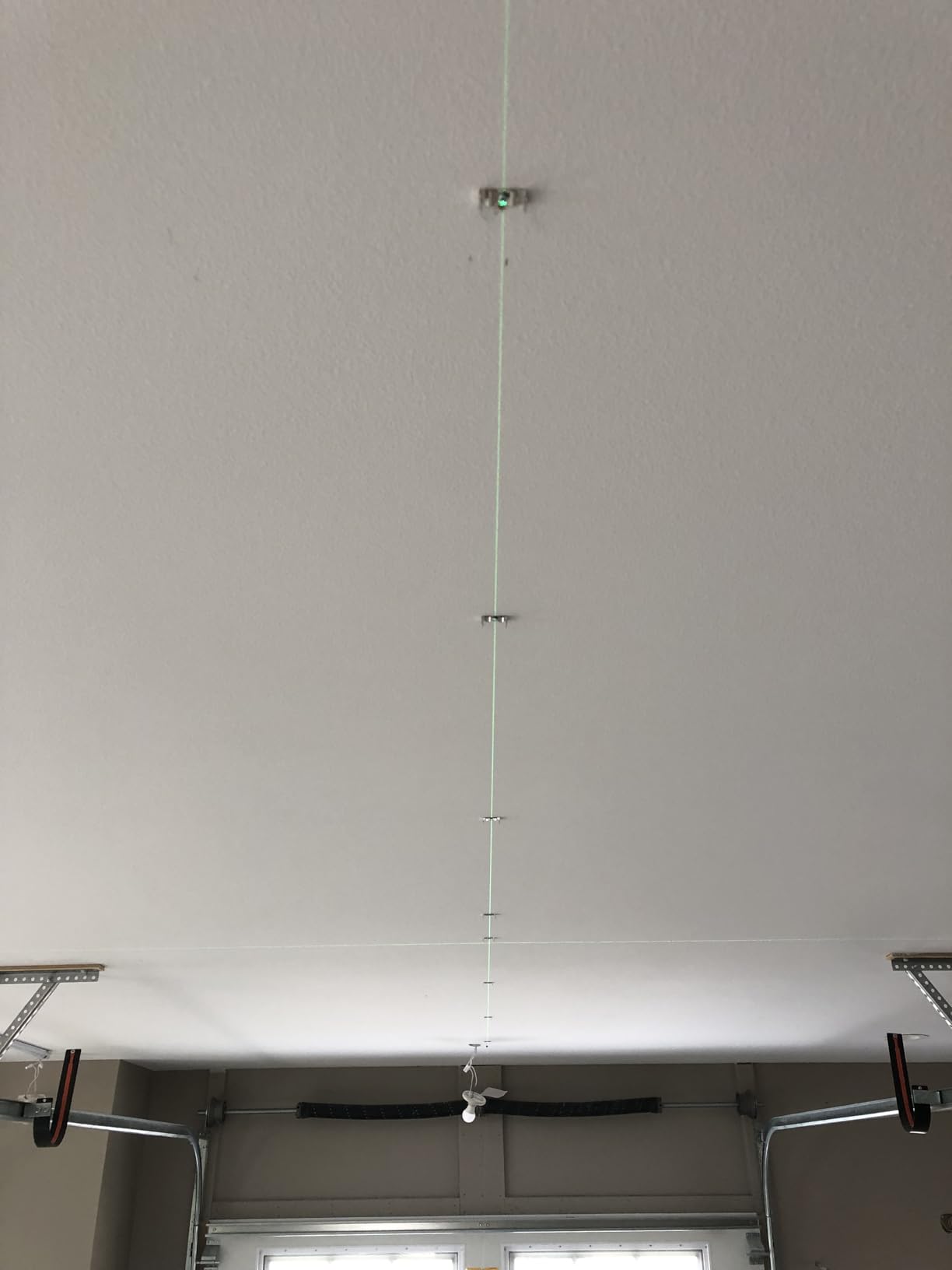 Nikotek Laser Level, Self-leveling Green Line Laser With Horizontal and Vertical Lines for Construction and Picture Hanging, Battery Included (NK01G) customer photo 1