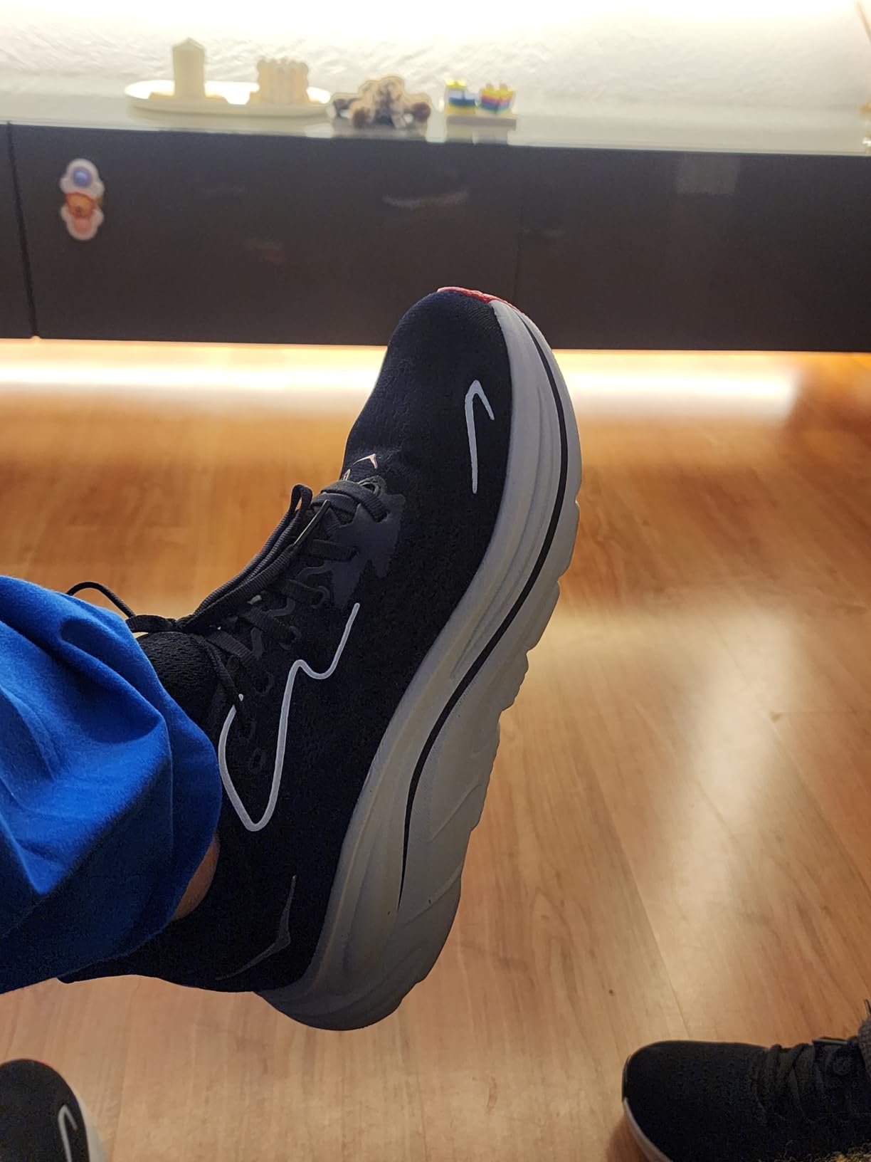 Hoka Mens Clifton 10 customer photo 1