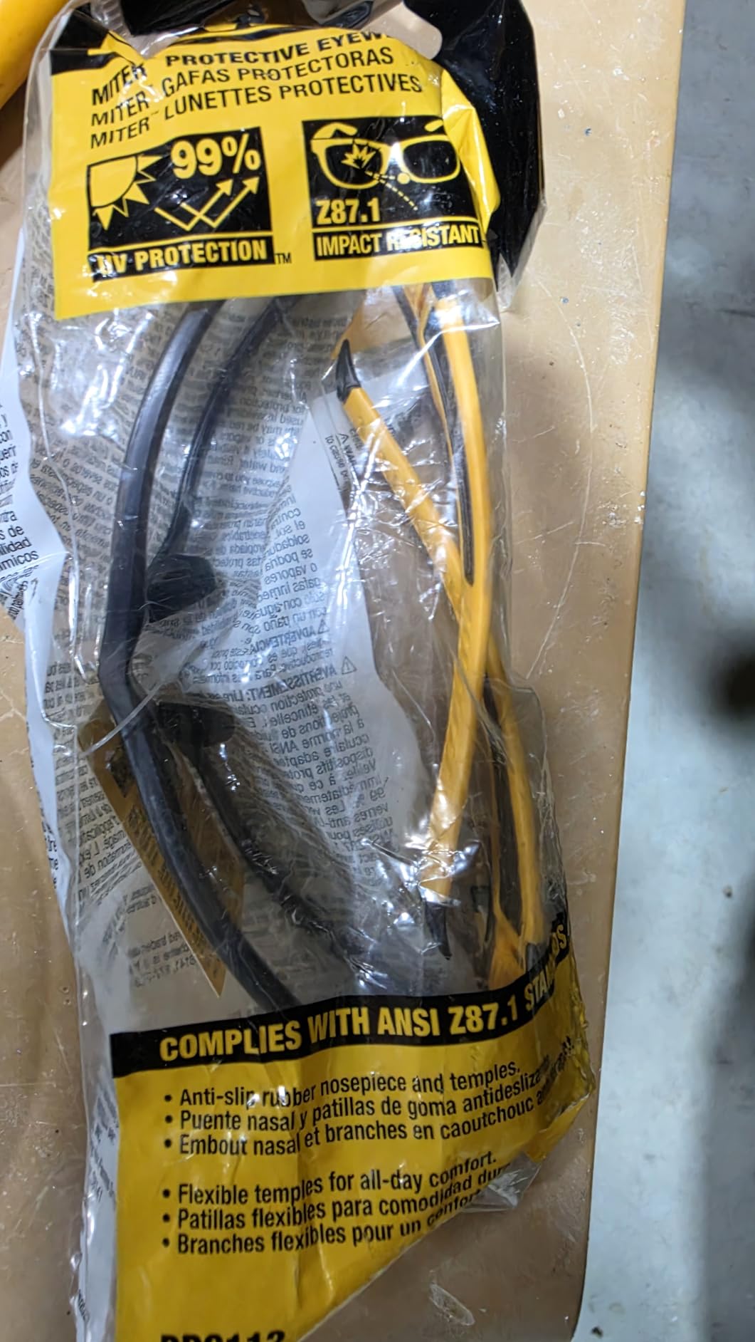 DEWALT DPG112-1D Miter™ Premium Vented No-Slip Safety Glasses – Clear Lens – Vented Frame & Lenses – Rubber Temples & Nosepiece – 1 Pair customer photo 1