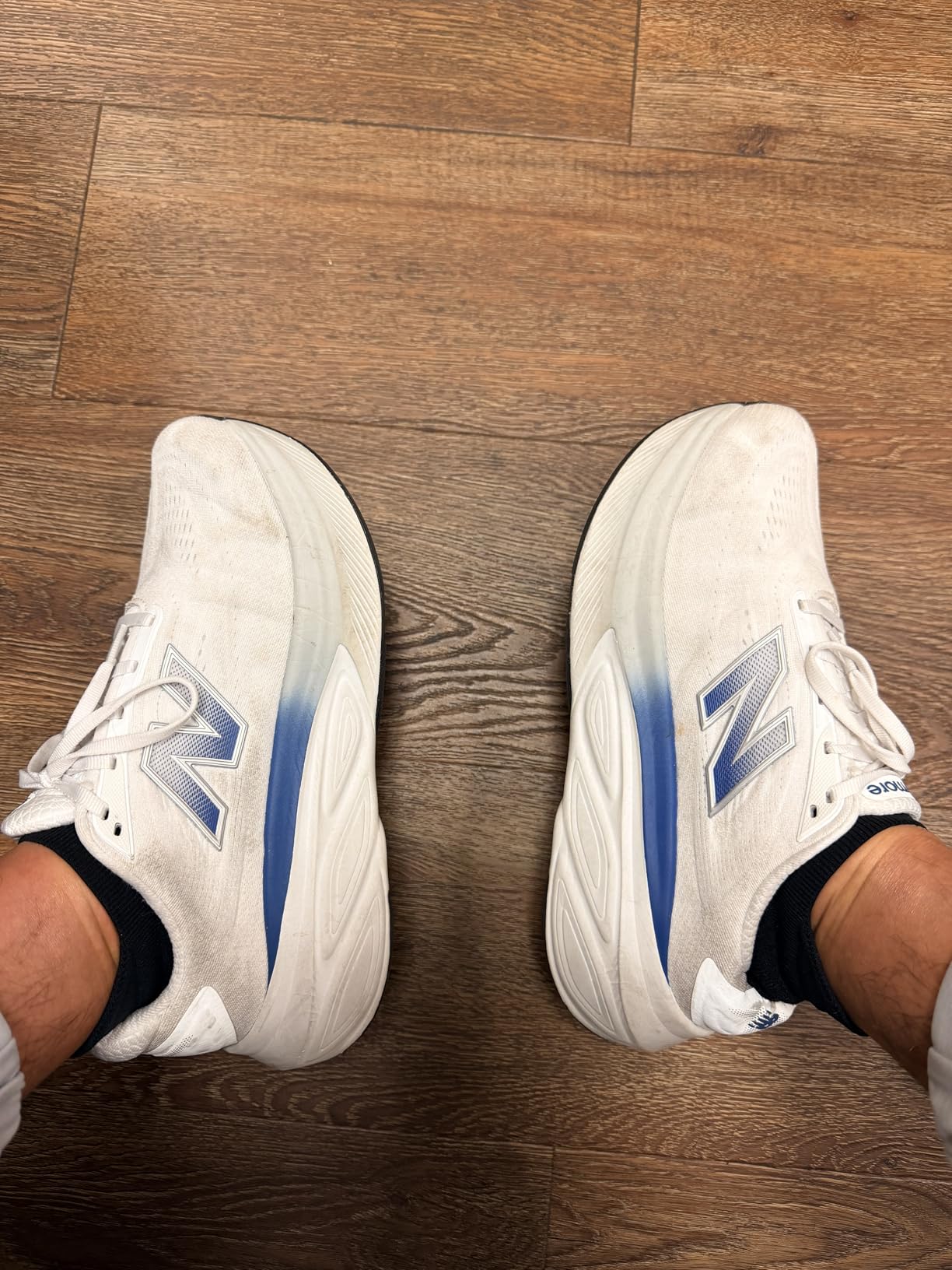 New Balance Men's Fresh Foam X More V6 customer photo 2