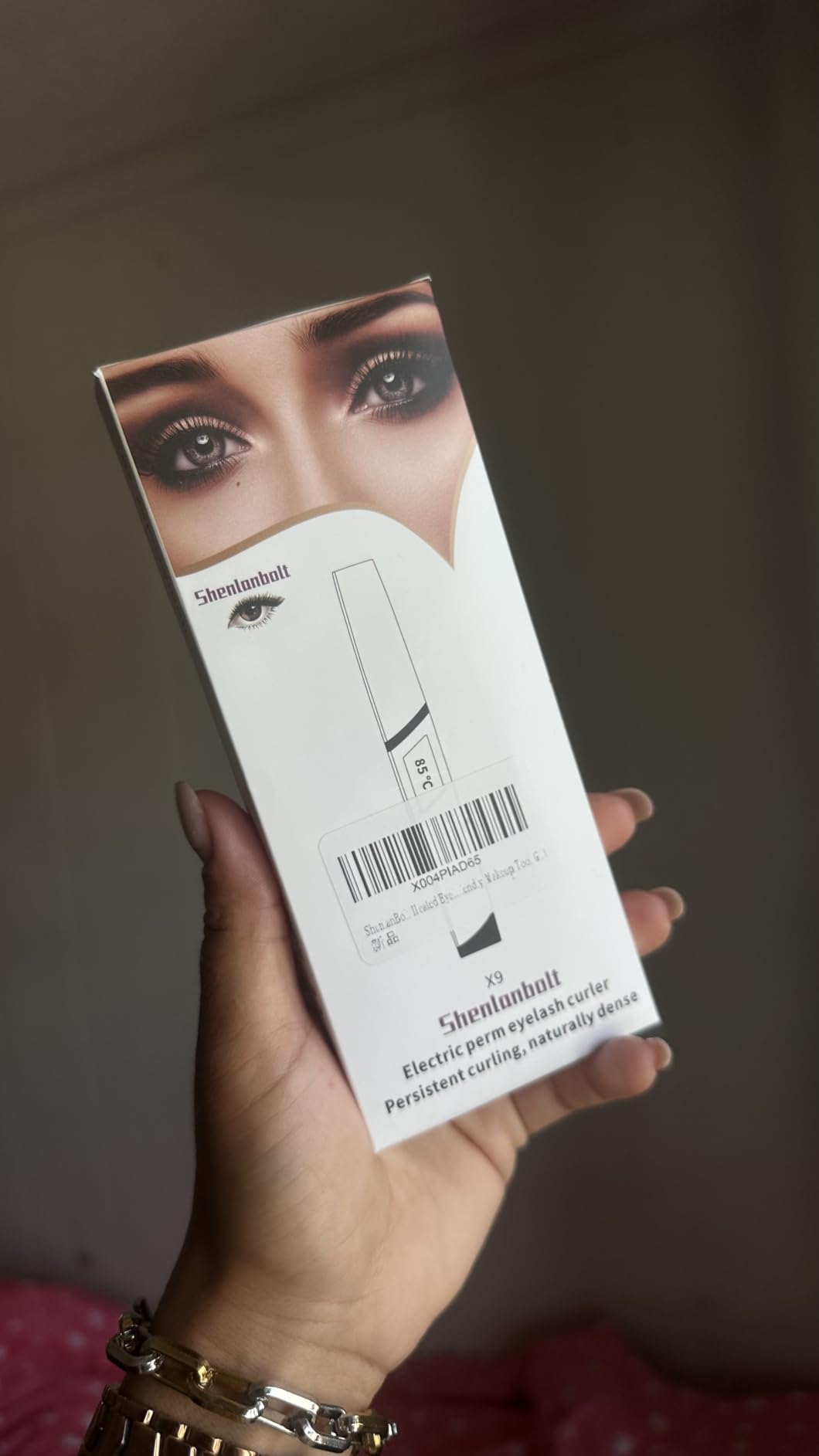 Heated Eyelash Curler for Women, Electric Lash Curler with 10s Fast Heating, 4 Adjustable Temp (65°C-95°C), 24H Curl, USB-C Rechargeable, Ergonomic Design, Travel-Friendly Makeup Tool Gift customer photo 1