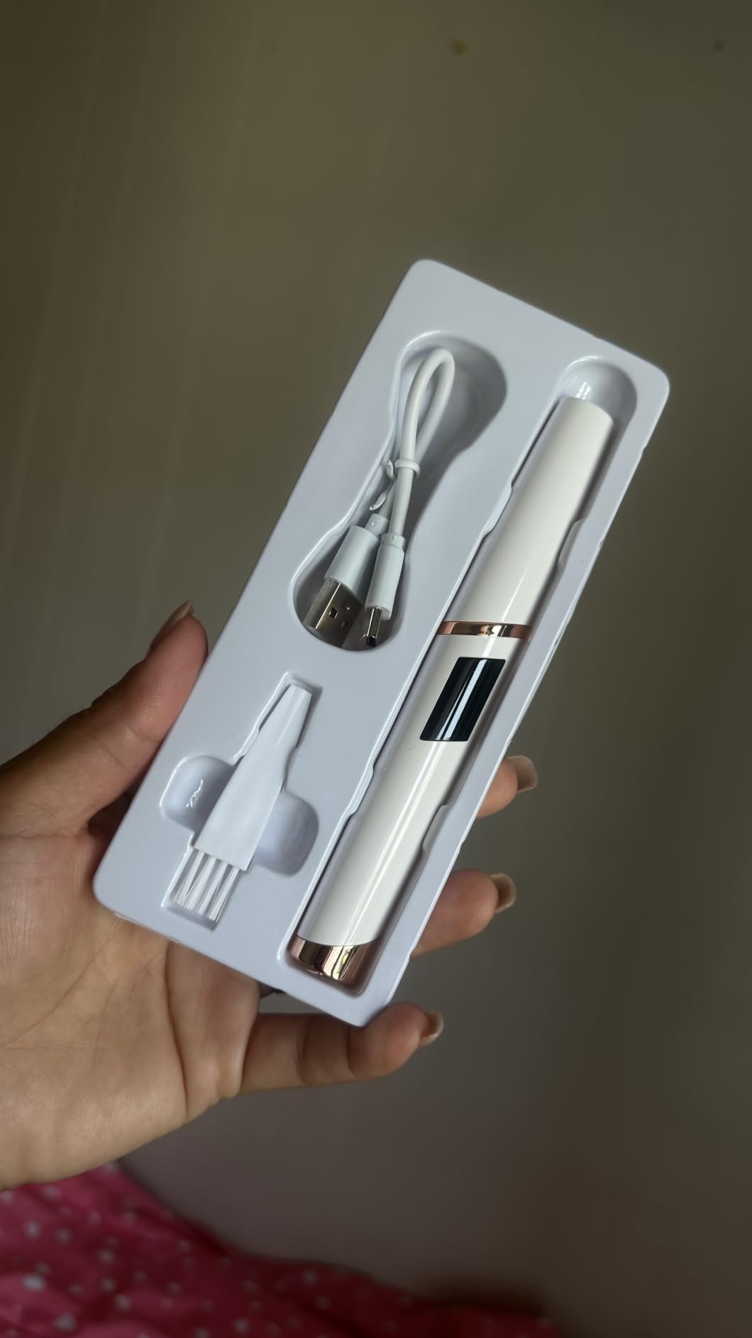 Heated Eyelash Curler for Women, Electric Lash Curler with 10s Fast Heating, 4 Adjustable Temp (65°C-95°C), 24H Curl, USB-C Rechargeable, Ergonomic Design, Travel-Friendly Makeup Tool Gift customer photo 2