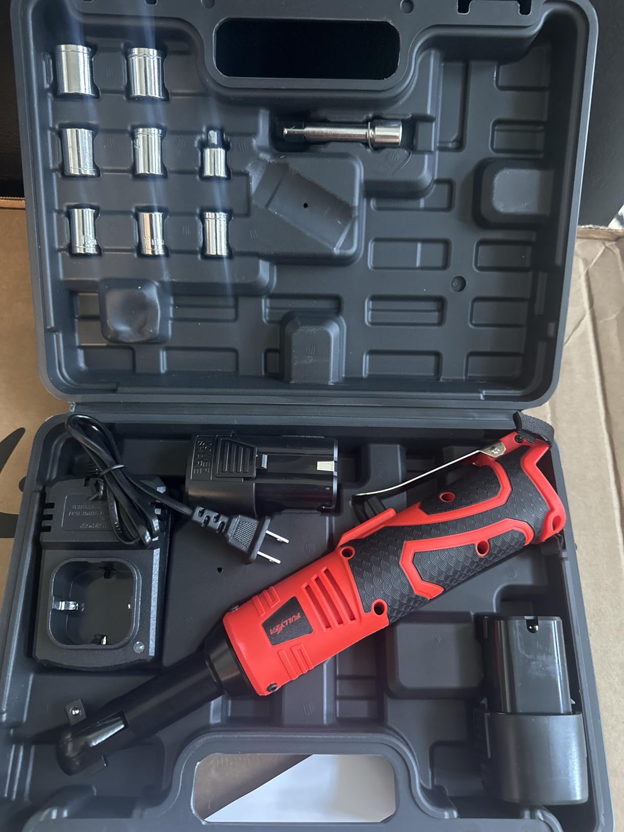 FULLYEA Cordless Electric Ratchet Wrench Set,45Ft-lbs,550 RPM Power Ratchet customer photo 1