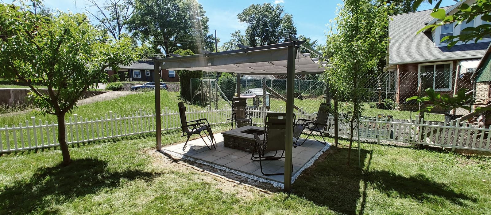 HAPPATIO 10' X 10' Retractable Pergola with Sun Shade Canopy, Patio Aluminum Frame Shelter for Backyards, Gardens, Porch, Includes Ground Studs and Expansion Screws (Grey) customer photo 2