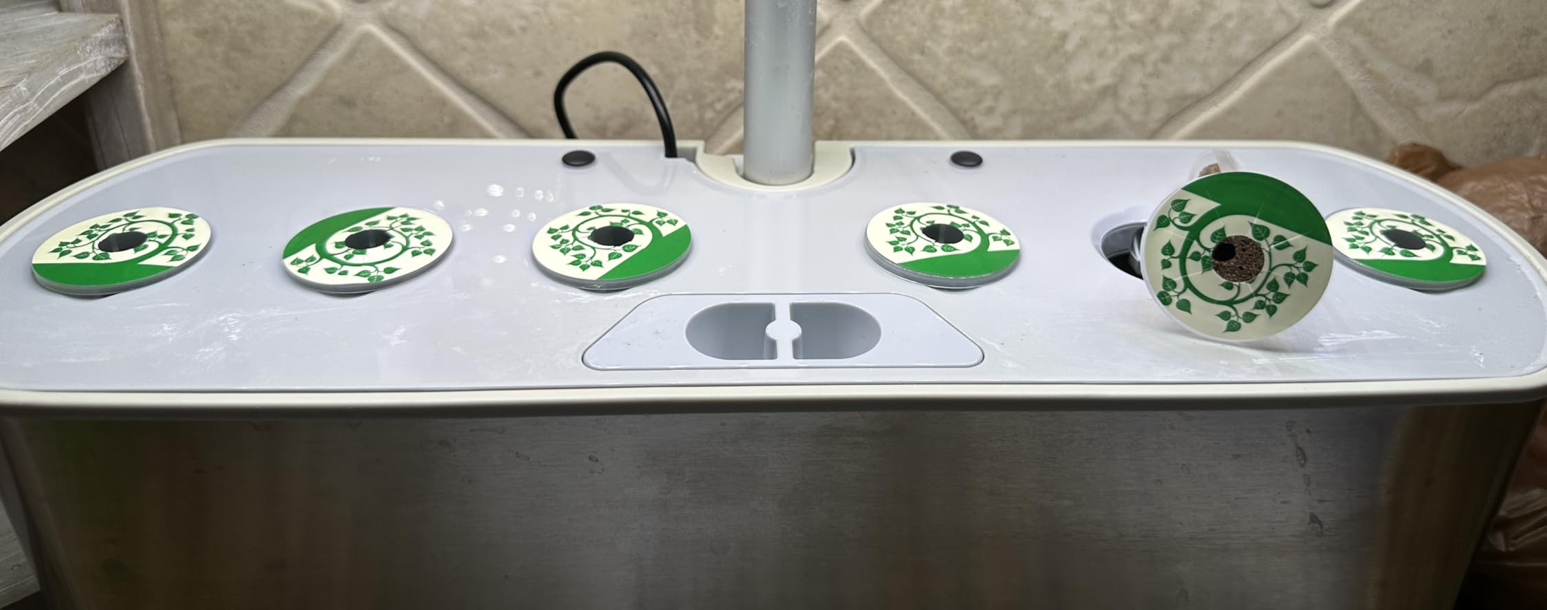Hydroponic Tower Indoor Growing System Vertical Garden for Gardening Lover customer photo 1
